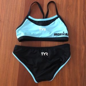 TYR 2 pieces training swimming suit